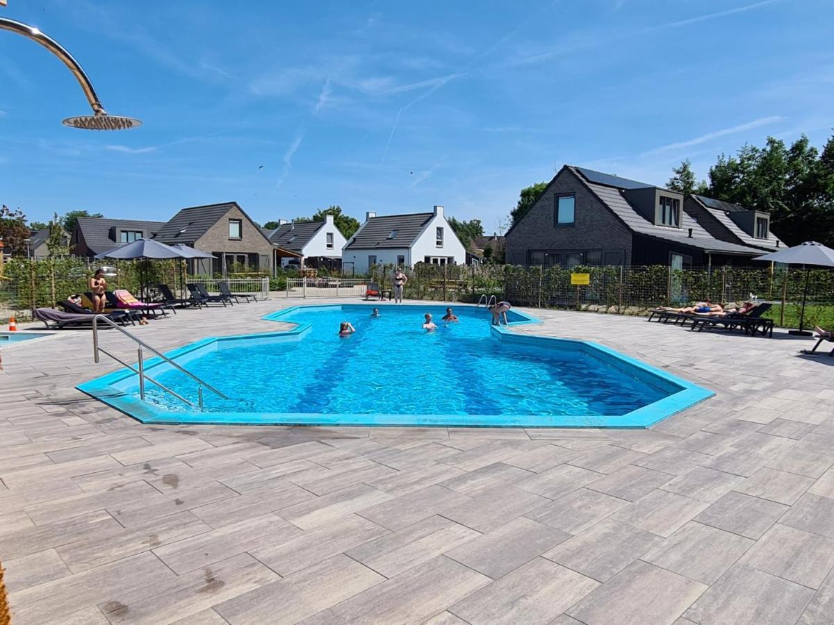 Bungalow 40 Op Recreatiepark De Wielen Sint Maarten Bagian luar foto